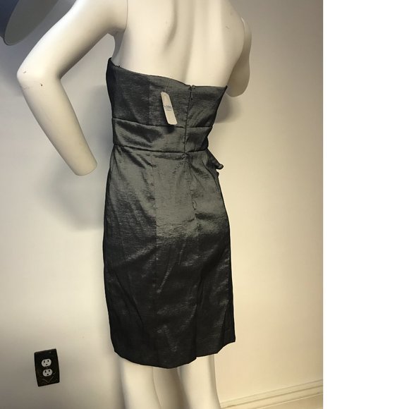 Le Chateau Gunmetal Grey Shiny Stretchy Flowy Ruffle bodycon dress Formal NWT - Picture 5 of 7